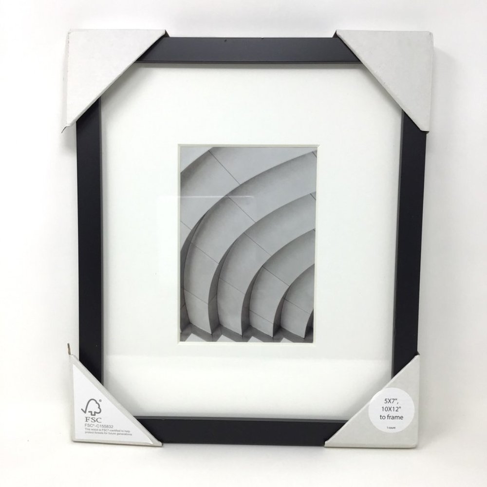 Single Picture Frame 5" X 7" Black Made by Design